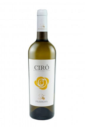 Cir&ograve; bianco DOC biologico di Cantina Fezzigna