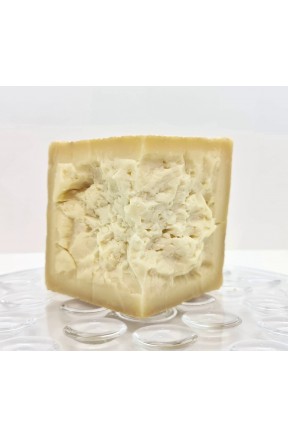 Formaggio di bufala stagionato la toma 9 mesi 600gr Il Granatore