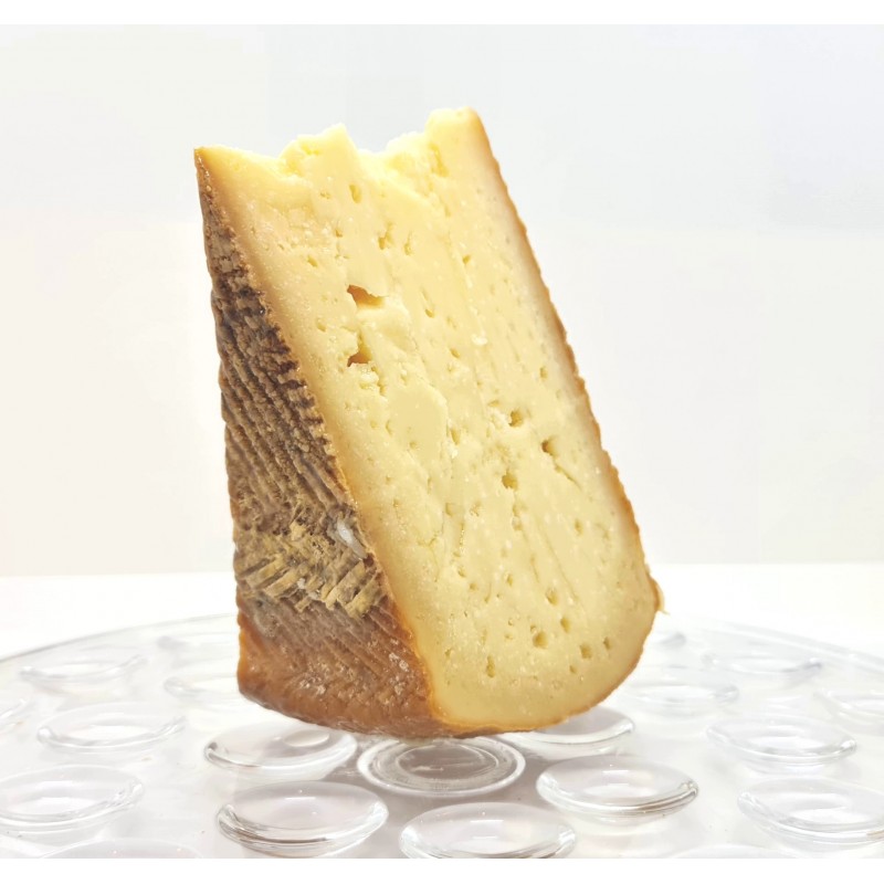 Formaggio di bufala riserva stagionato 24 mesi 400gr Il Granatore